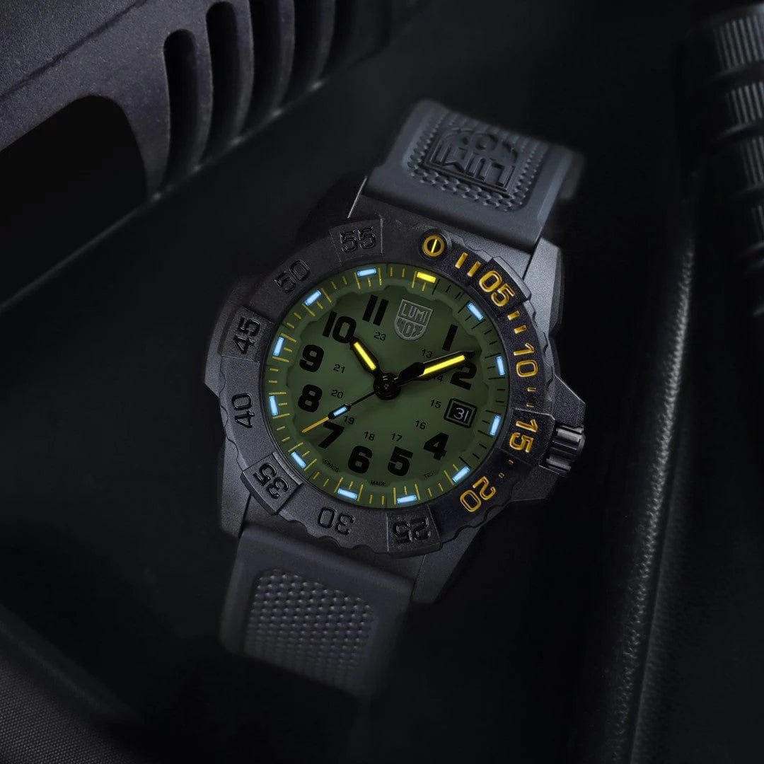 Luminox 3500 Series XS.3517.NSF.SET Herren Uhr • Leuchtet 25 Jahre selbstständig • Robustes CARBONOX™ Gehäuse
