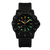Herrenuhr mit schwarzem Gehäuse und Zifferblatt mit Leuchtpunkten, schwarzes Armband.