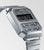 Casio Vintage-Digitaluhr mit LCD-Display und Tasten, silberfarbenes Gehäuse