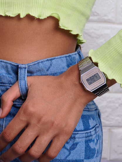 Casio Vintage A168WEM-7EF Uhr • Verspiegeltes Display • Edelstahl