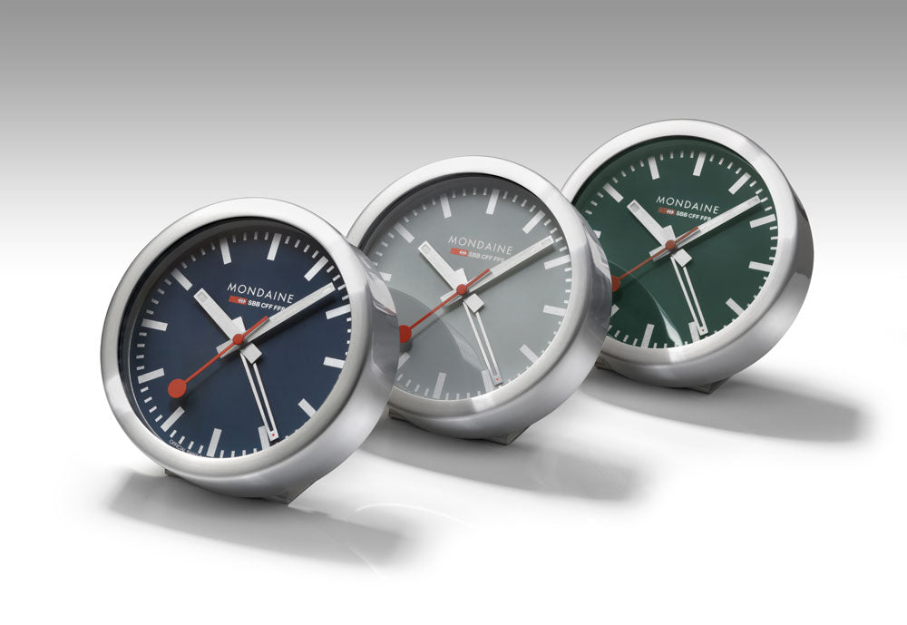 Mondaine Swiss Railways Alarm Clock 12.5 cm Aluminum • Table & Wall Clock • Sweeping Seconds Hand