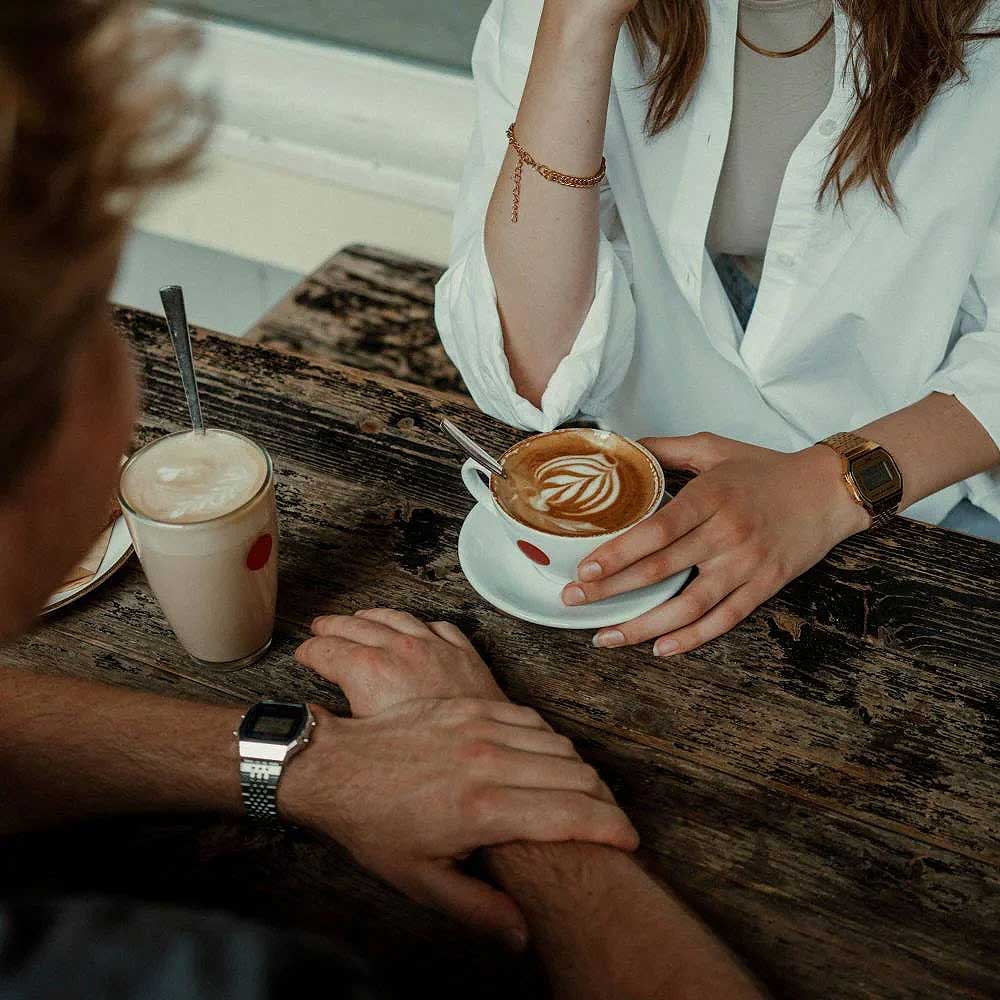 Casio ABL-100WEG-9AEF Herrenuhr • Bluetooth • Schrittzähler