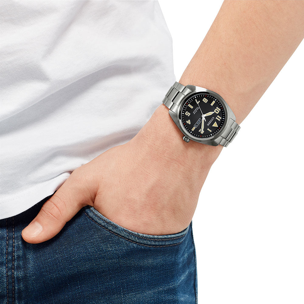 Citizen Super Titanium BM8560-88EE Uhr • Eco-Drive • Saphirglas