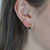 Goldfarbene Boccia Titan-Ohrcreole, 13 mm, am Ohr, schmaler Ring