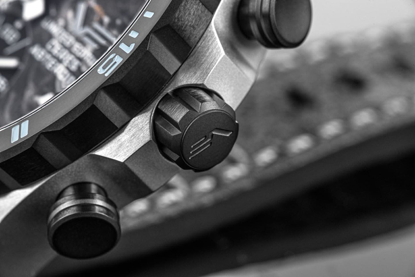 Vostok Europe 6S10-320E693 Herrenuhr • K1 Glas • 20 ATM