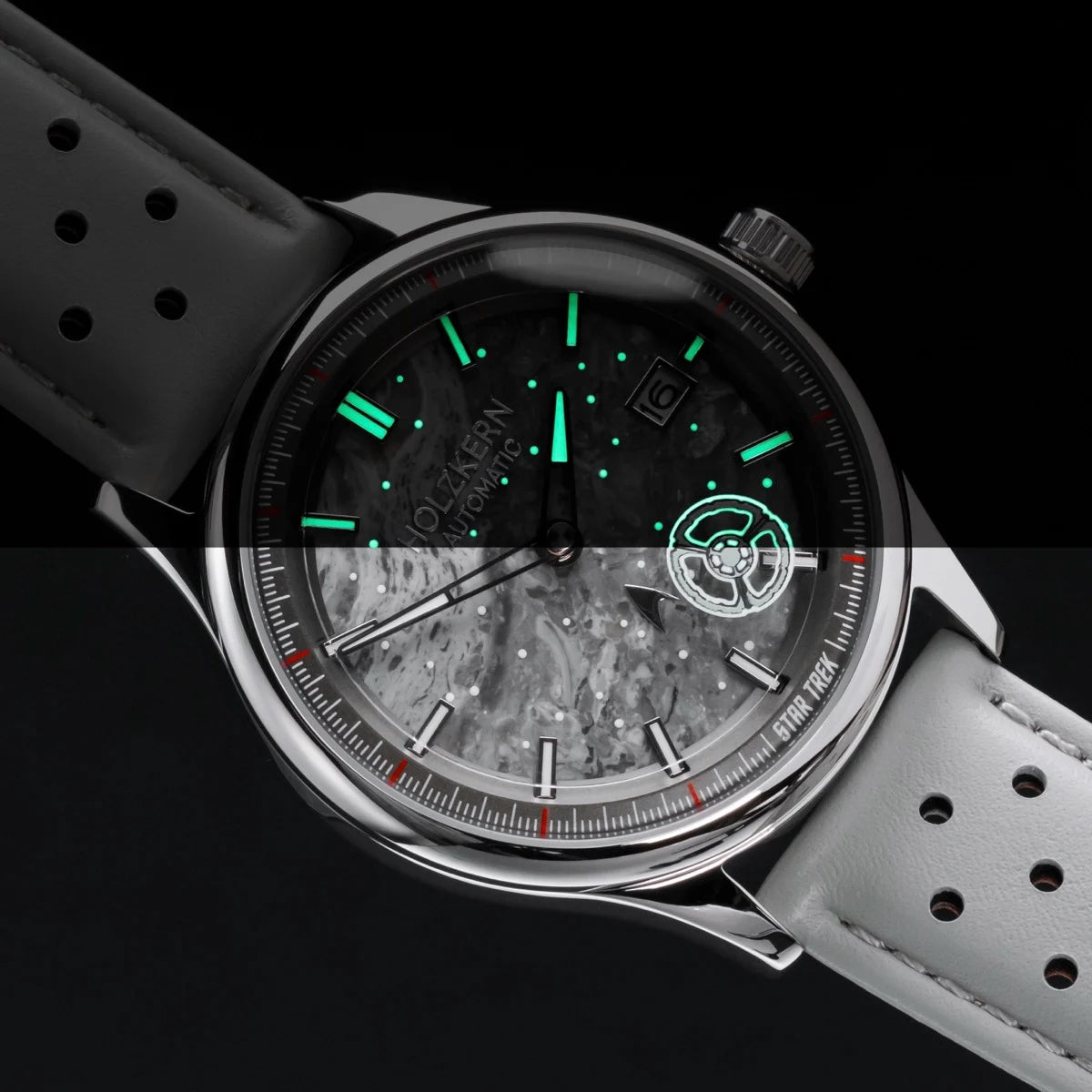 Holzkern DS9 HOLZKERN-DS9 Uhr • Einzigartiges Marmor-Zifferblatt • Lumineszierende Zeiger