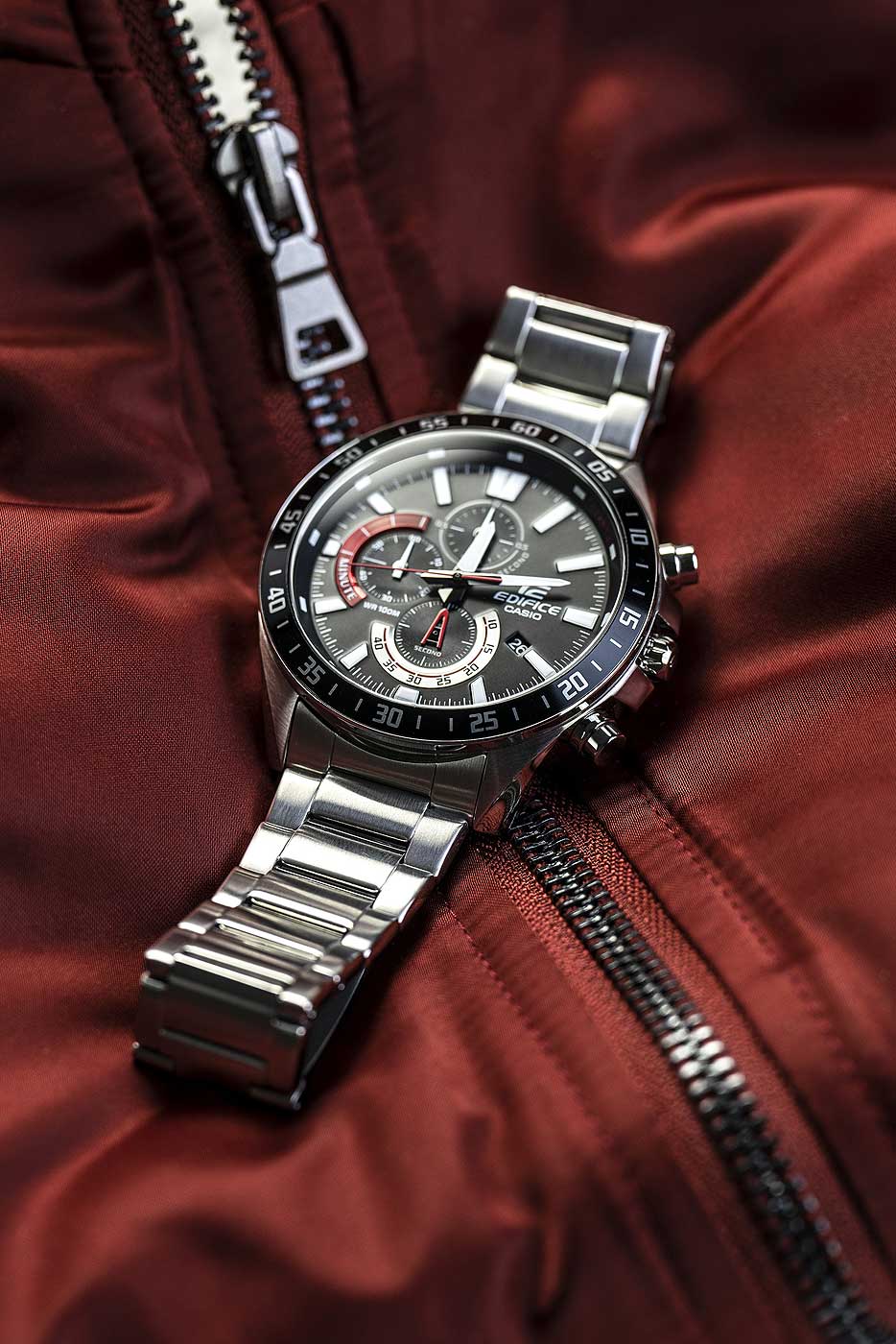 Casio Edifice EFV-620D-1A4VUEF Herren Uhr • Quarz Uhrwerk • Chronograph