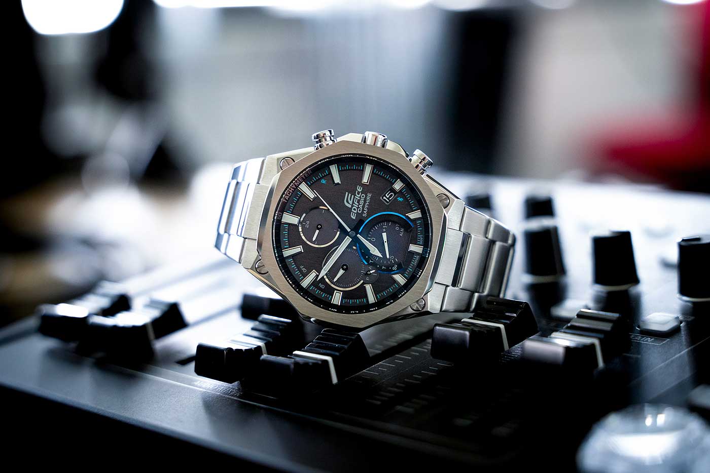 Casio Edifice EQB-1100D-1AER Uhr • Saphirglas • Bluetooth • Solar