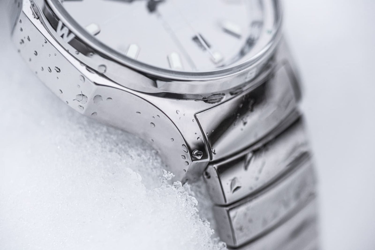 Vostok Europe Expedition Glacier NH35-592A784 Herrenuhr • Saphirglas • 20 ATM