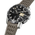 Festina Connected Herrenuhr seitlich: schwarzes Zifferblatt und graues geripptes Kautschukarmband