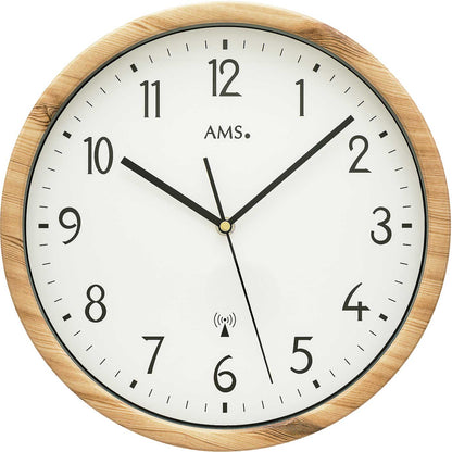 AMS Wanduhr 30x30x6 cm Kunststoff • Funkgesteuert • Zeitloses Design