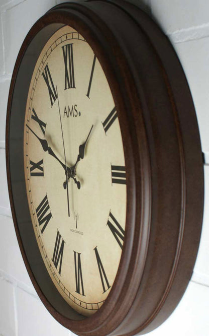 Funkwanduhr hellbraunes Zifferblatt, Metall - AMS Modell: 5977