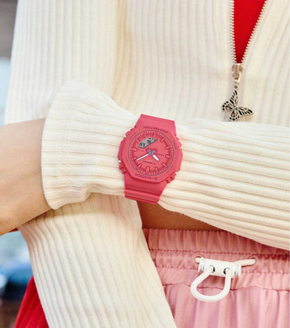 Casio G-Shock GMA-P2100-4AER Damenuhr • Carbon Core Guard • Kompaktes Slim-Design