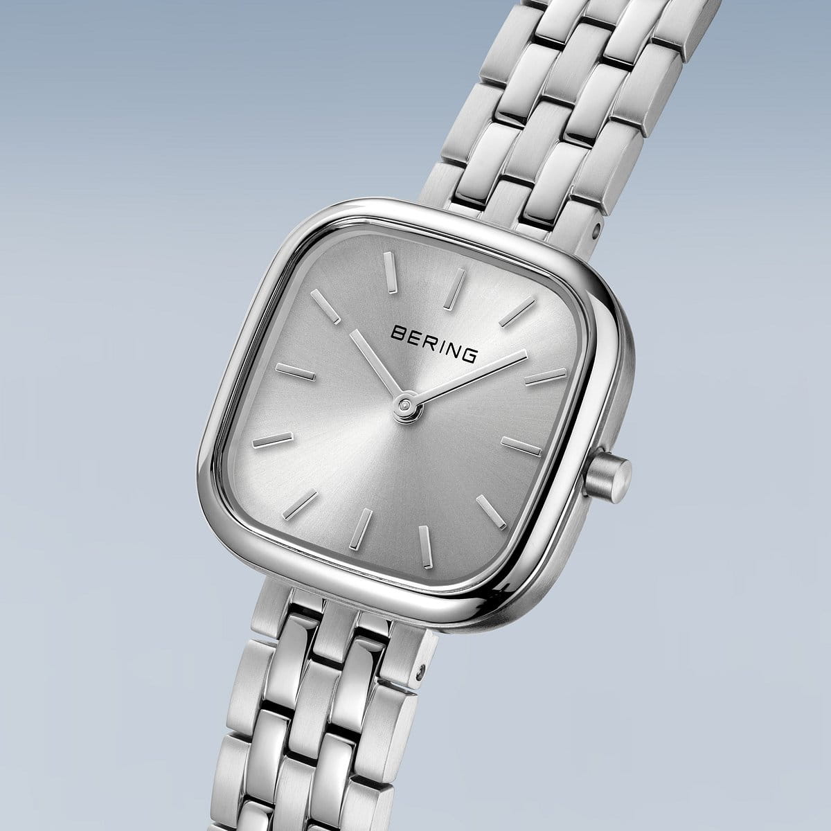 Bering Classic 17926-704 Damenuhr • Kratzfestes Saphirglas • Skandinavisches Design