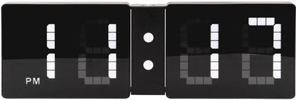 Karlsson Wanduhr 20x60x4 cm Kunststoff • Modernes Flip-Design • Klare digitale Zeitanzeige