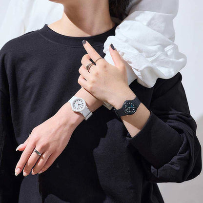 Casio Collection LQ-24B-7BEF Damenuhr • Zeitloses Design • Ultraleicht
