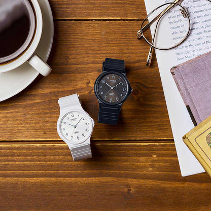 Casio Collection MQ-24B-1BEF Uhr • Minimalistisches Design • Ultraleicht