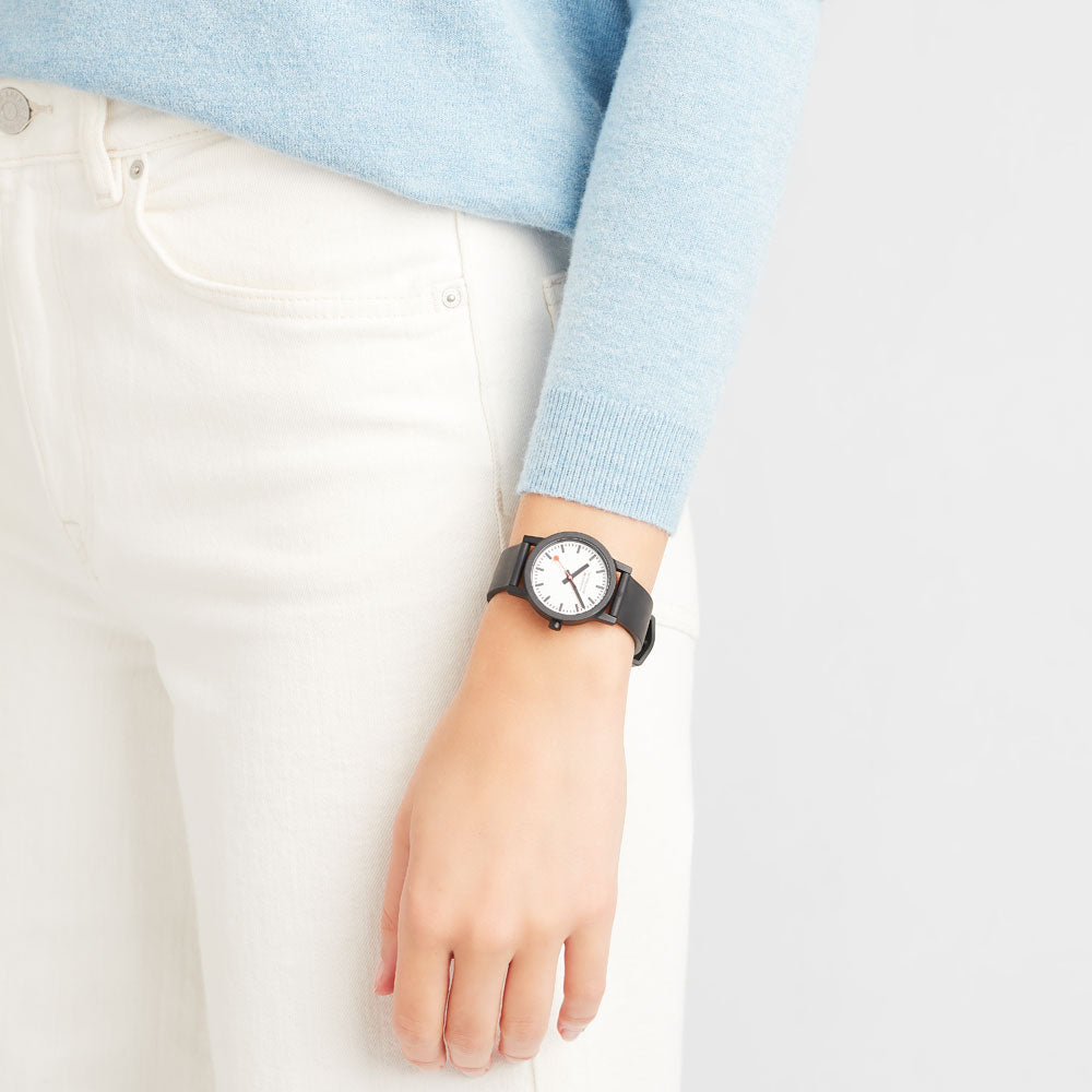 Mondaine Essence MS1.32110.RB Damen Uhr • Schweizer Design-Klassiker • Roter Sekundenzeiger