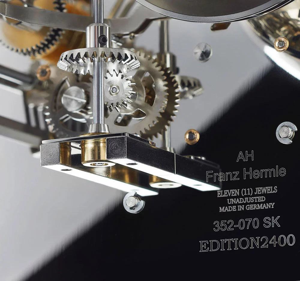 Chrom Blau - Hermle Modell: 22823-V30352