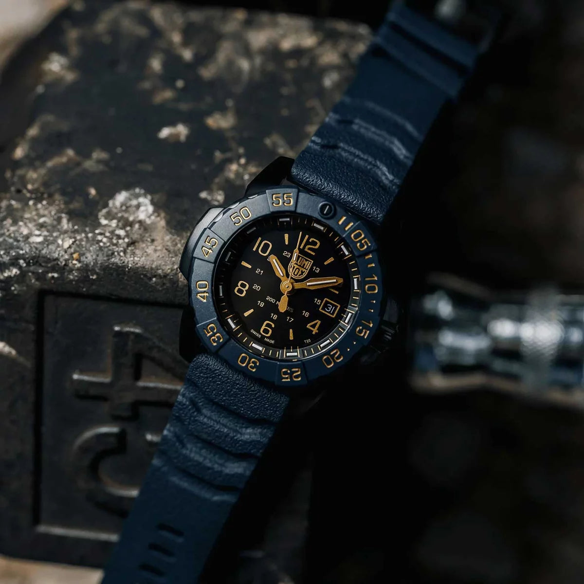Luminox Navy SEAL Foundation Back To The Blue XS.3255.CB.NSF Herren Uhr • Swiss Quartz • Saphirglas