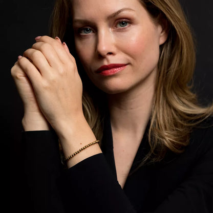 Goldplattiertes Armband aus Edelstahlperlen mit einem Durchmesser von 4mm und Edelstahlverschluss - Rebel&Rose Modell: RR-40038-G-S