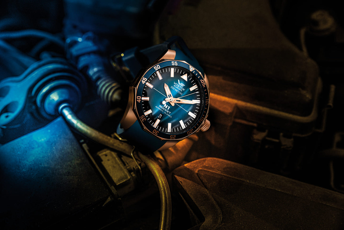 Serie: Rocket N1, schwarzes Silikonarmband - Vostok Europe Modell: NH35-225B616S