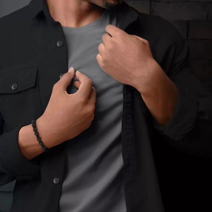 Armband aus 8mm großen schwarzen Onyx-Edelsteinen mit schwarzem Stahlverschluss - Rebel&Rose Modell: RR-80093-B-M