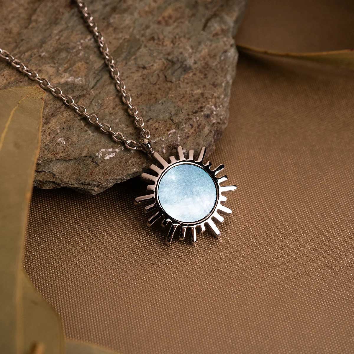 Shade Halskette mit Sonnen Anhänger - Holzkern Modell: Jewelry