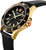 Herrenuhr in Seitenansicht mit schwarzem Zifferblatt und schwarzem Lederarmband