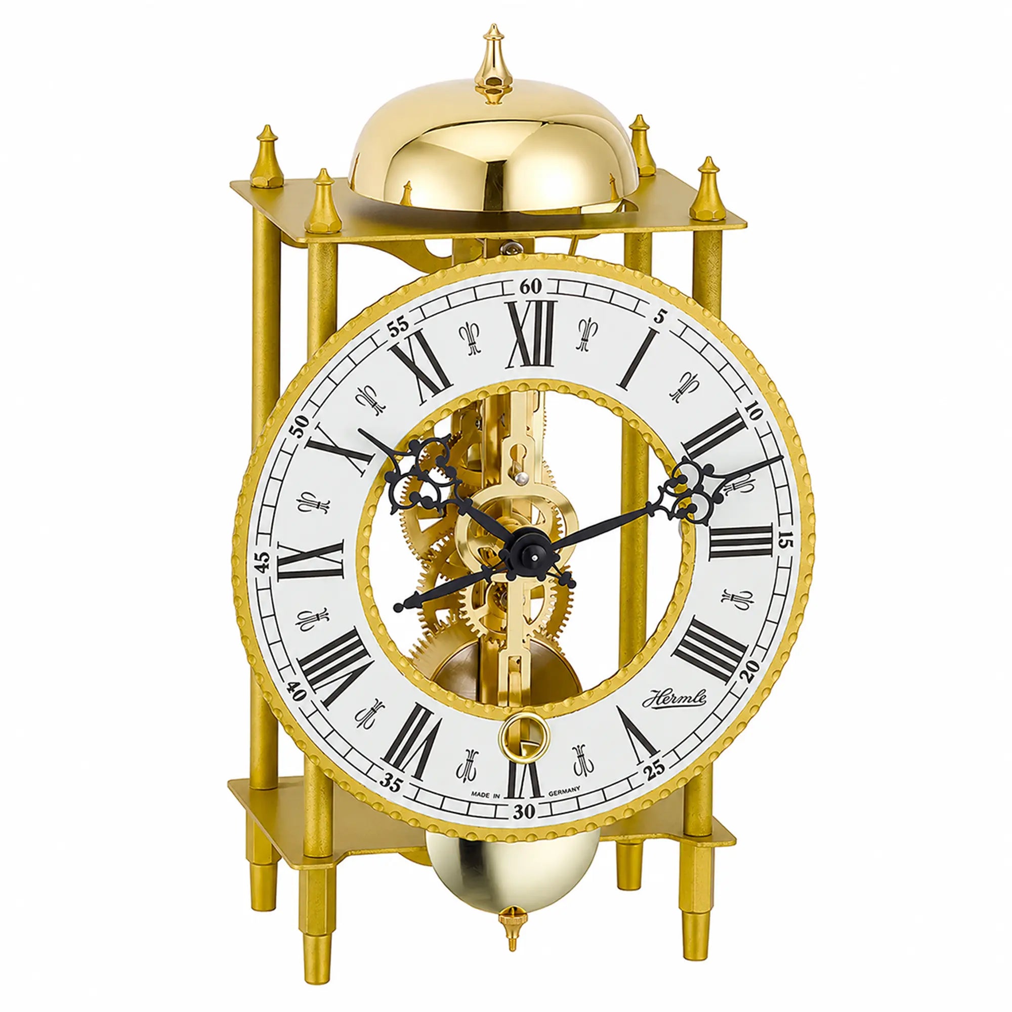 Tischuhr mit goldenem Metallgehäuse, halbrunder Glashaube und römischem Zifferblatt