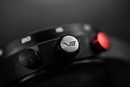 Herrenuhr schwarz mit rotem Silikonarmband – Vostok Europe Modell: VK68-592C775