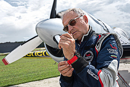 Herrenuhr schwarz mit rotem Silikonarmband – Vostok Europe Modell: VK68-592C775