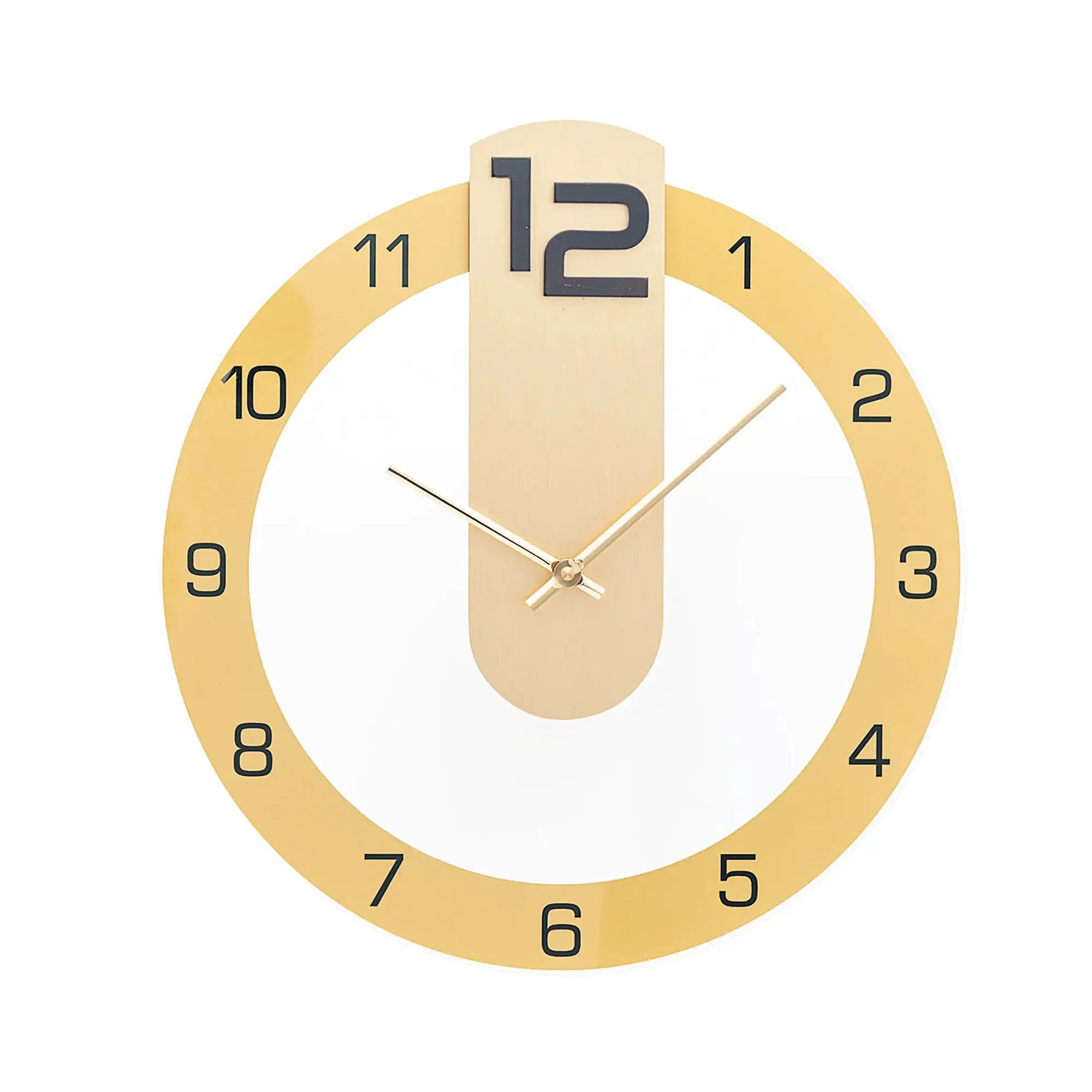 Wanduhr rund mit goldfarbenem Ring, 3D-Ziffer 12 und Metallzeigern auf hellem Blatt