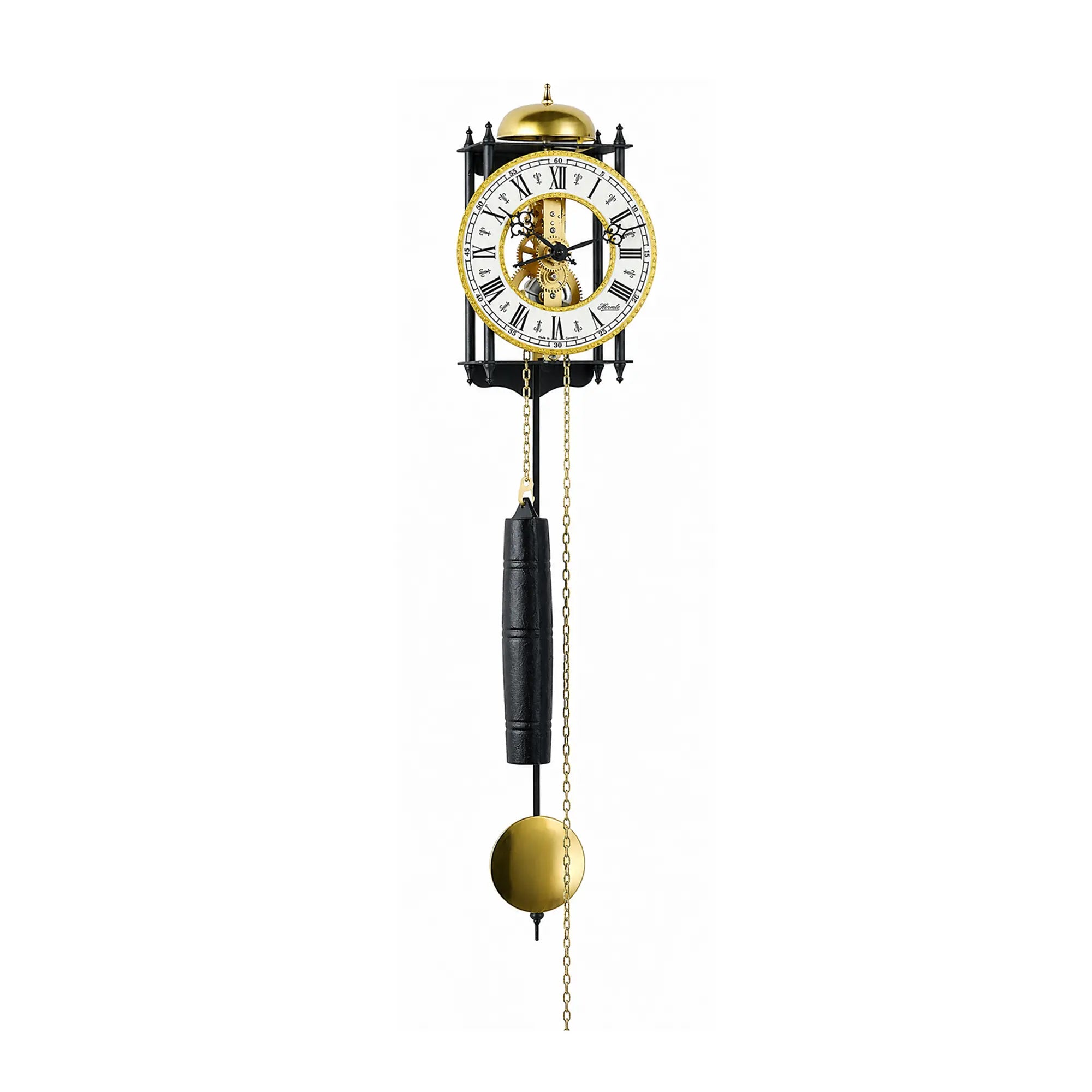 Wanduhr mit goldener Front, schwarzem Pendel und Kettenzug am Zifferblatt