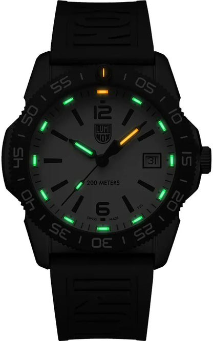 Luminox Pacific Diver XS.3127M Unisex Uhr • Schweizer Quarzwerk • Saphirglas