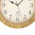 AMS Funk-Wanduhr, Detail: beiges Zifferblatt mit „Radio Controlled“ und schwarzen Zeigern