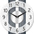 Nahansicht Wanduhr: anthrazit gestreiftes Ziffernblatt mit Zeigern und römischen Ziffern