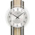 Wanduhr-Detail mit Zifferblatt, Zeigern und Logo „AMS.”