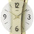 Detail Wanduhr: weißes Ziffernblatt mit schwarzen Zahlen, goldene Zeiger, AMS.