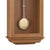 Holzwanduhr mit Pendelkugel und sichtbaren Stäben, Holzrahmen, Detailansicht.