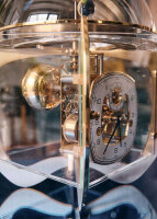 IV Tischuhr Messing - Hermle Modell: 23002-000352