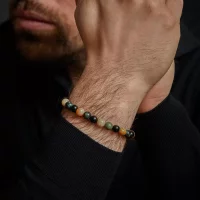 Armband aus 8mm großen Edelsteinen aus Rhyolith,...