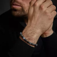 Armband aus 8mm großen schwarzen Onyx-, Lava-, Larvakit- und Hämatitsteinen mit grauem Edelstahlverschluss - Rebel&Rose Modell: RR-80105-V-M