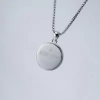 Holzkern Command Halskette Jade/Silber