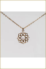 Holzkern Jewelry-Composition Halskette (Weißes Perlmutt/Gold)